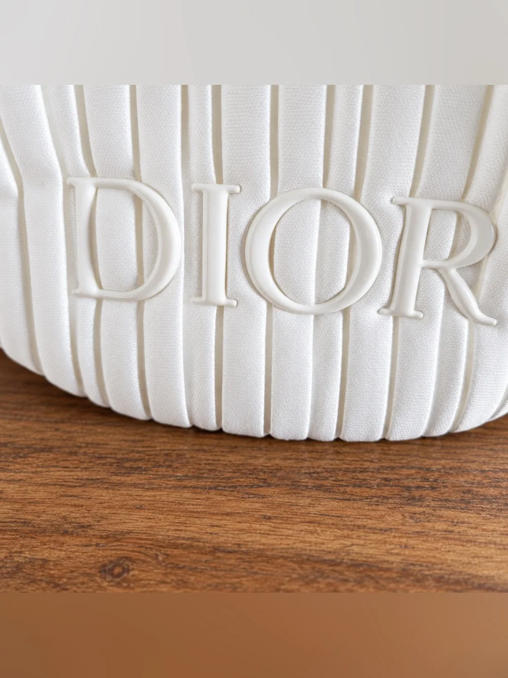 Christian Dior Beauty White Pleated Drawstring Mini Bucket Bag Pouch GWP